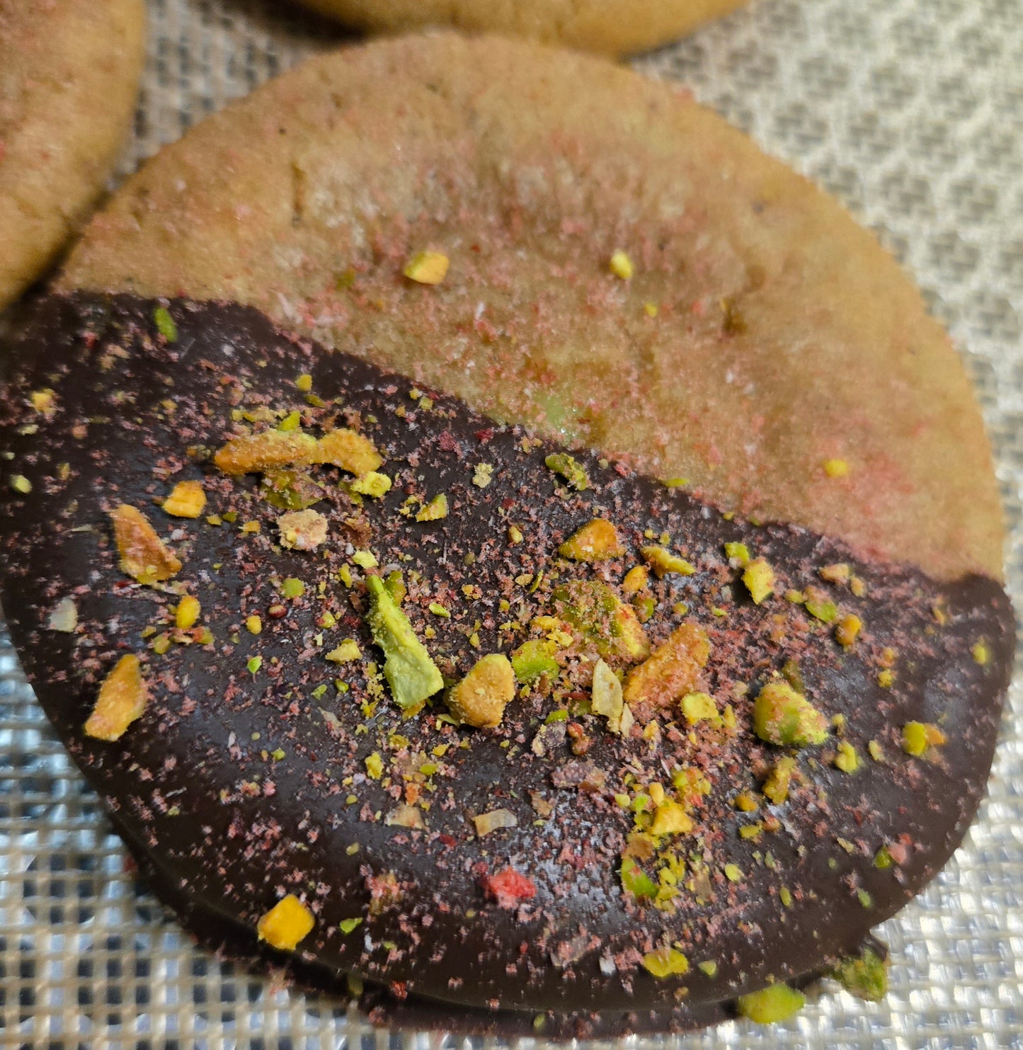 Chocolate-Dipped Pistachio Cream Cookies