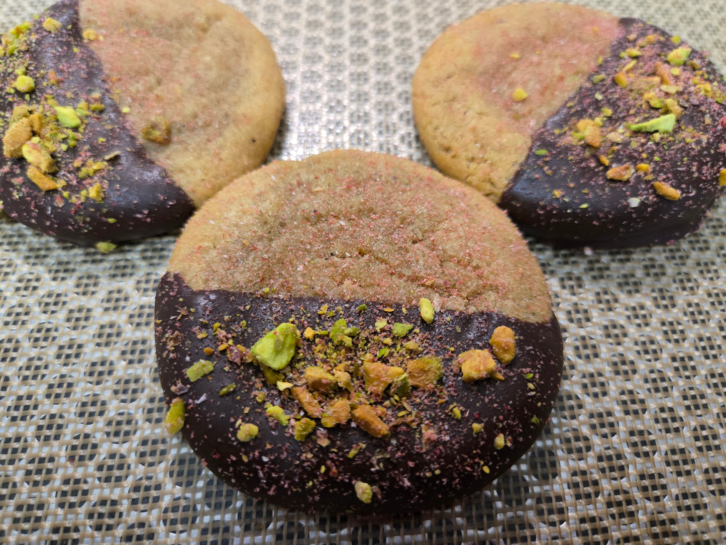 Chocolate-Dipped Pistachio Cream Cookies
