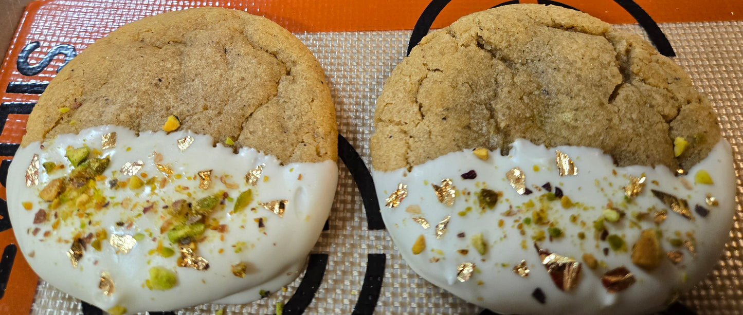 Chocolate-Dipped Pistachio Cream Cookies