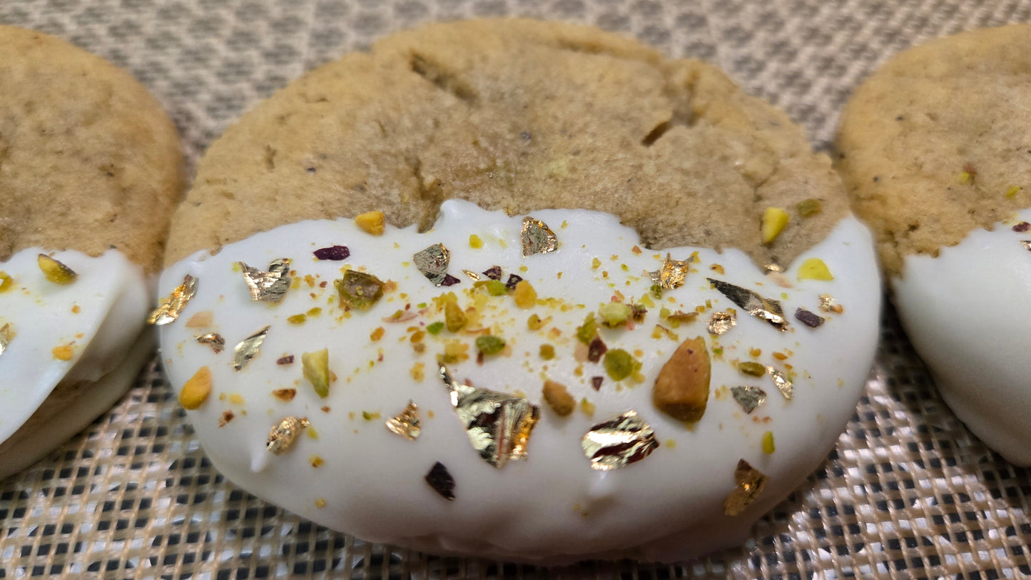 Chocolate-Dipped Pistachio Cream Cookies