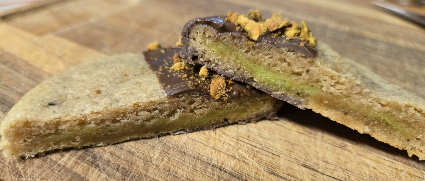 Chocolate-Dipped Pistachio Cream Cookies