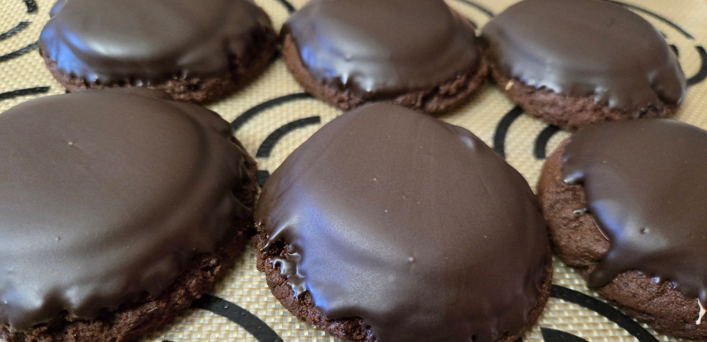 Hot Cocoa Marshmallow Bomb Cookie