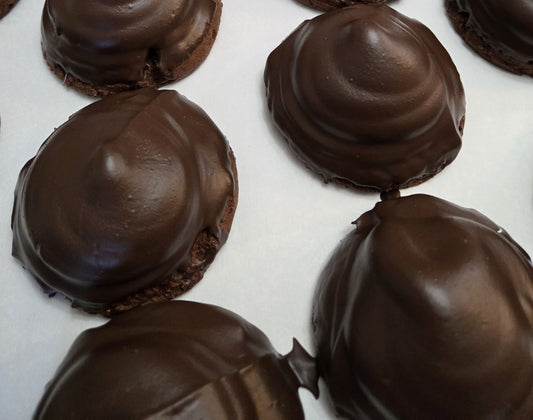 Marshmallow Cherry Bomb Cookie