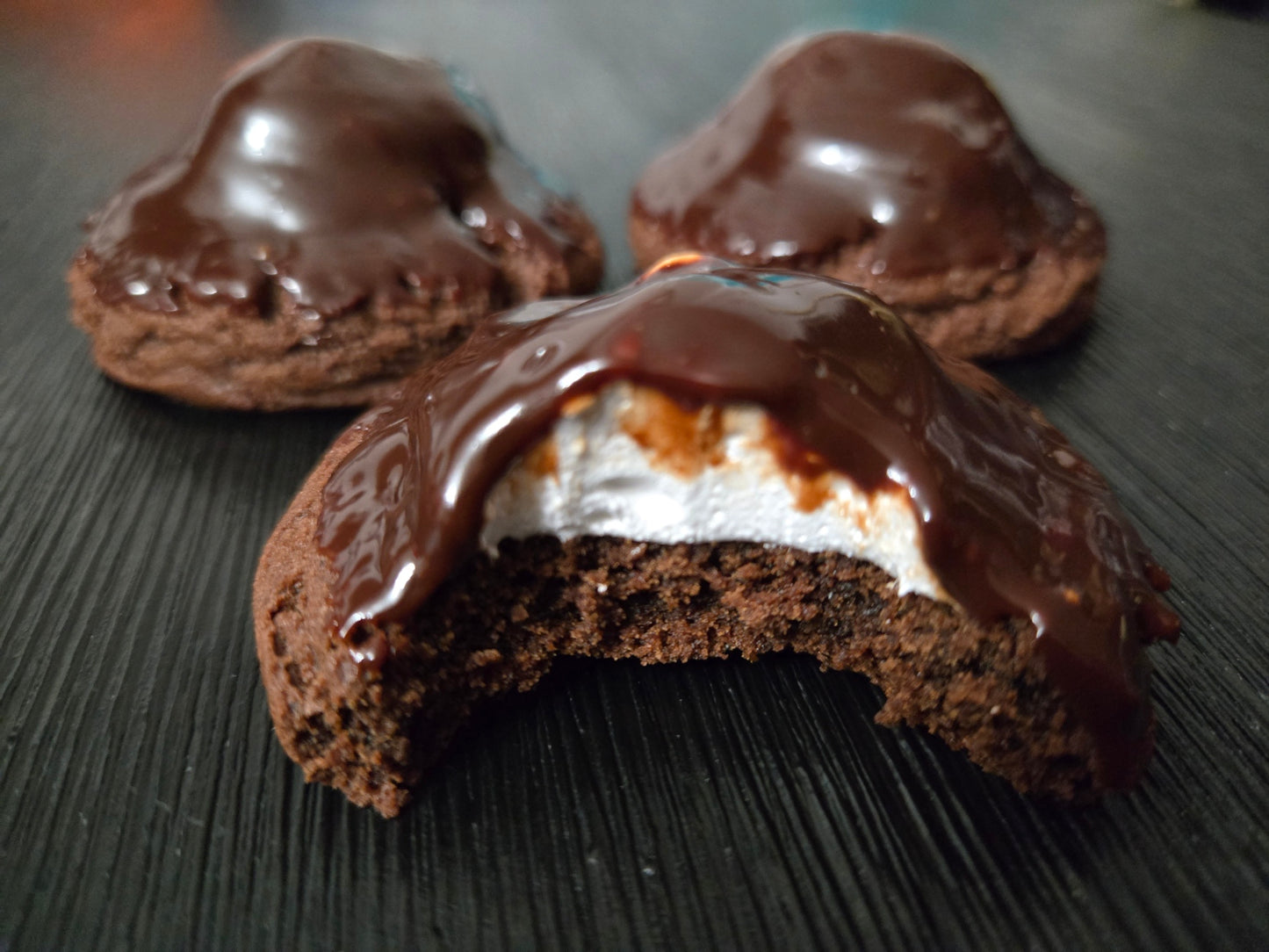 Marshmallow Cookie Bomb (Freeze-Dried Fruit Dusting Optional)