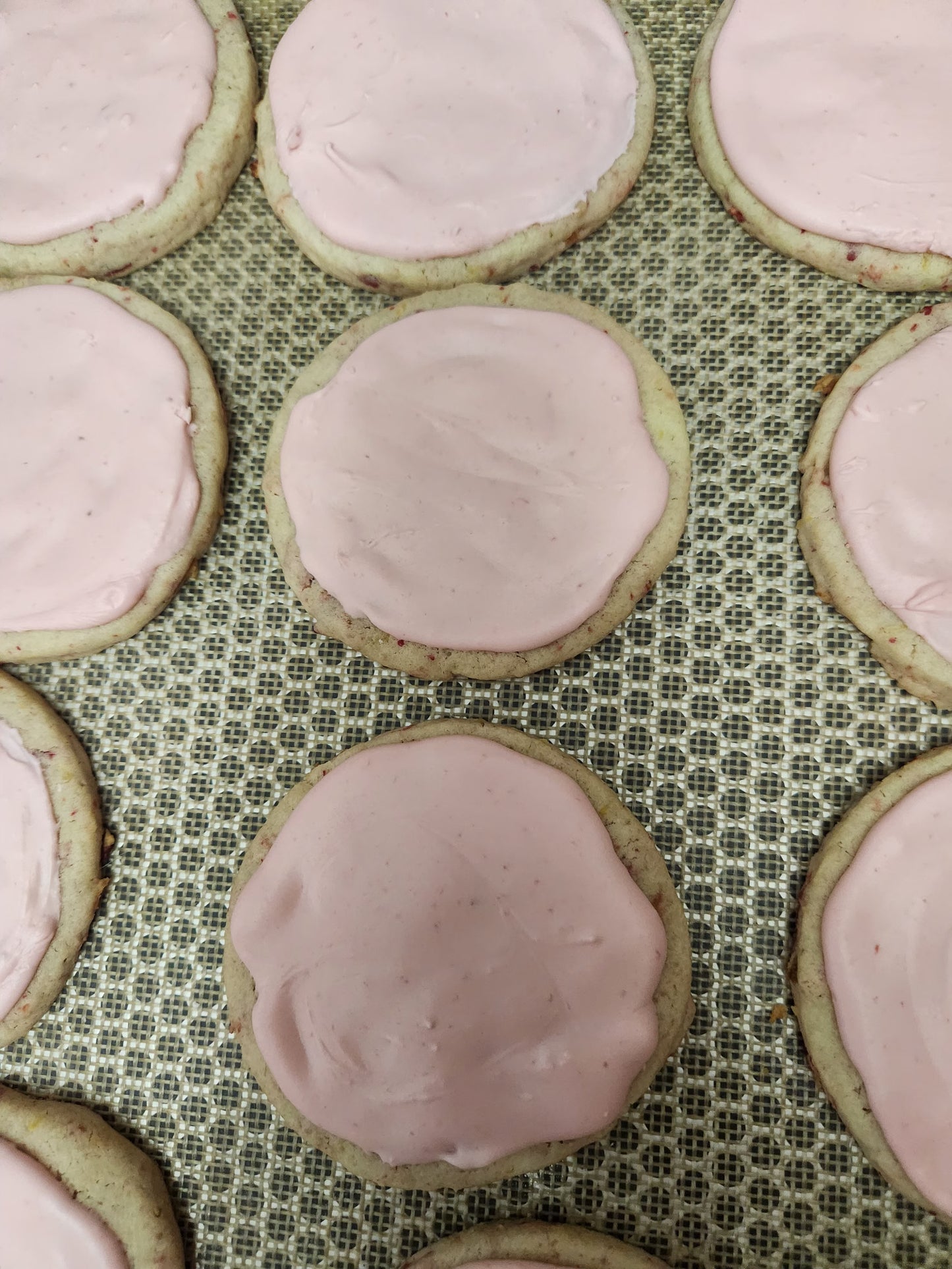 Strawberry Lemonade Cookies