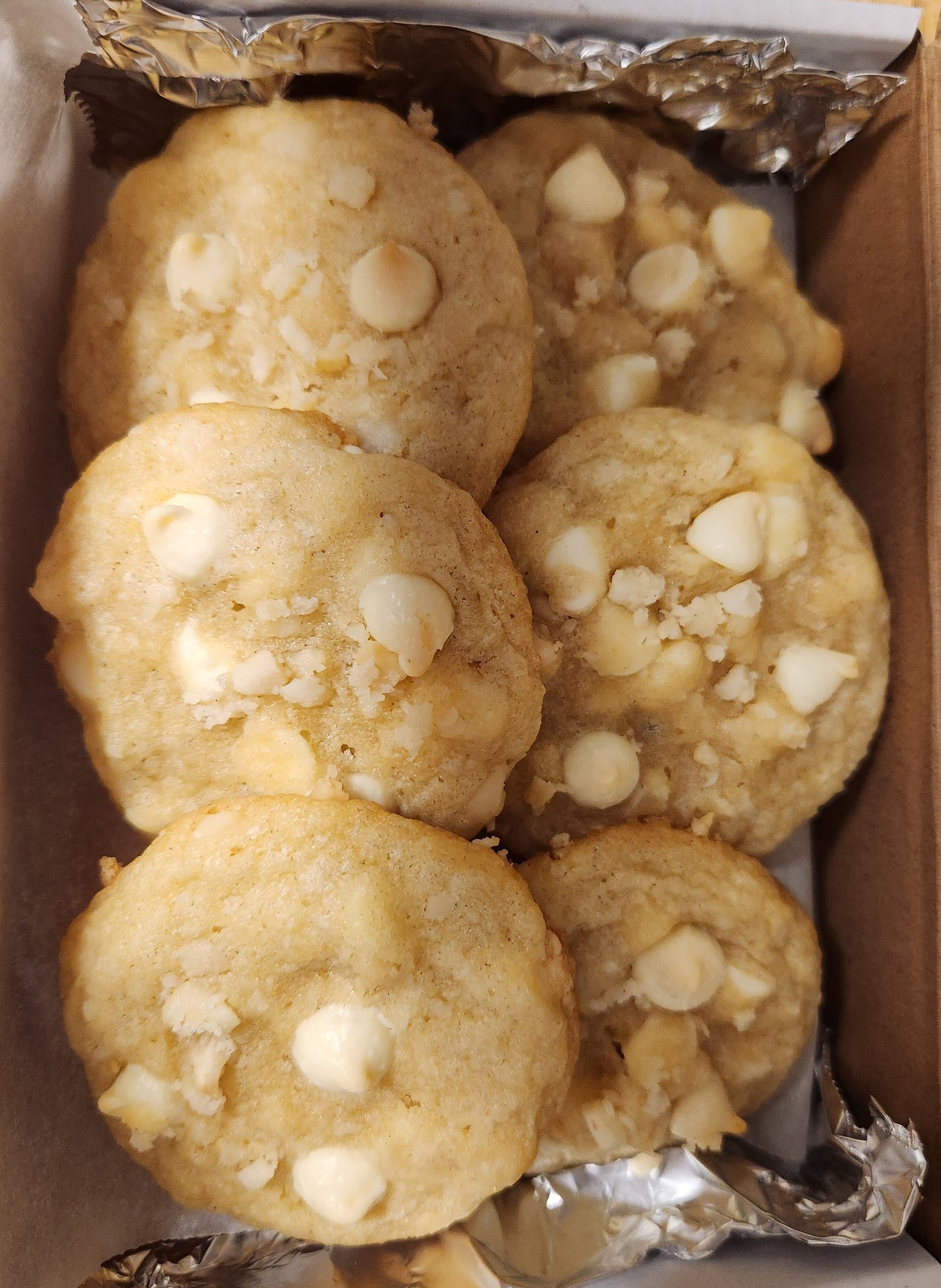 White Chocolate Macadamia Cookies